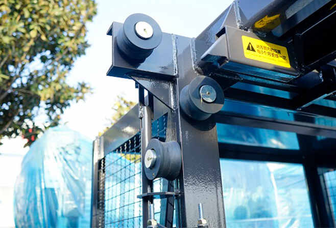Single-Cage Material Hoist SS120